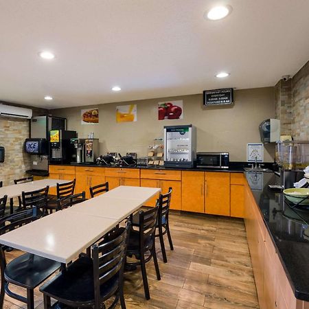 Quality Inn Jfk Airport Rockaway Blvd New York City Exterior photo