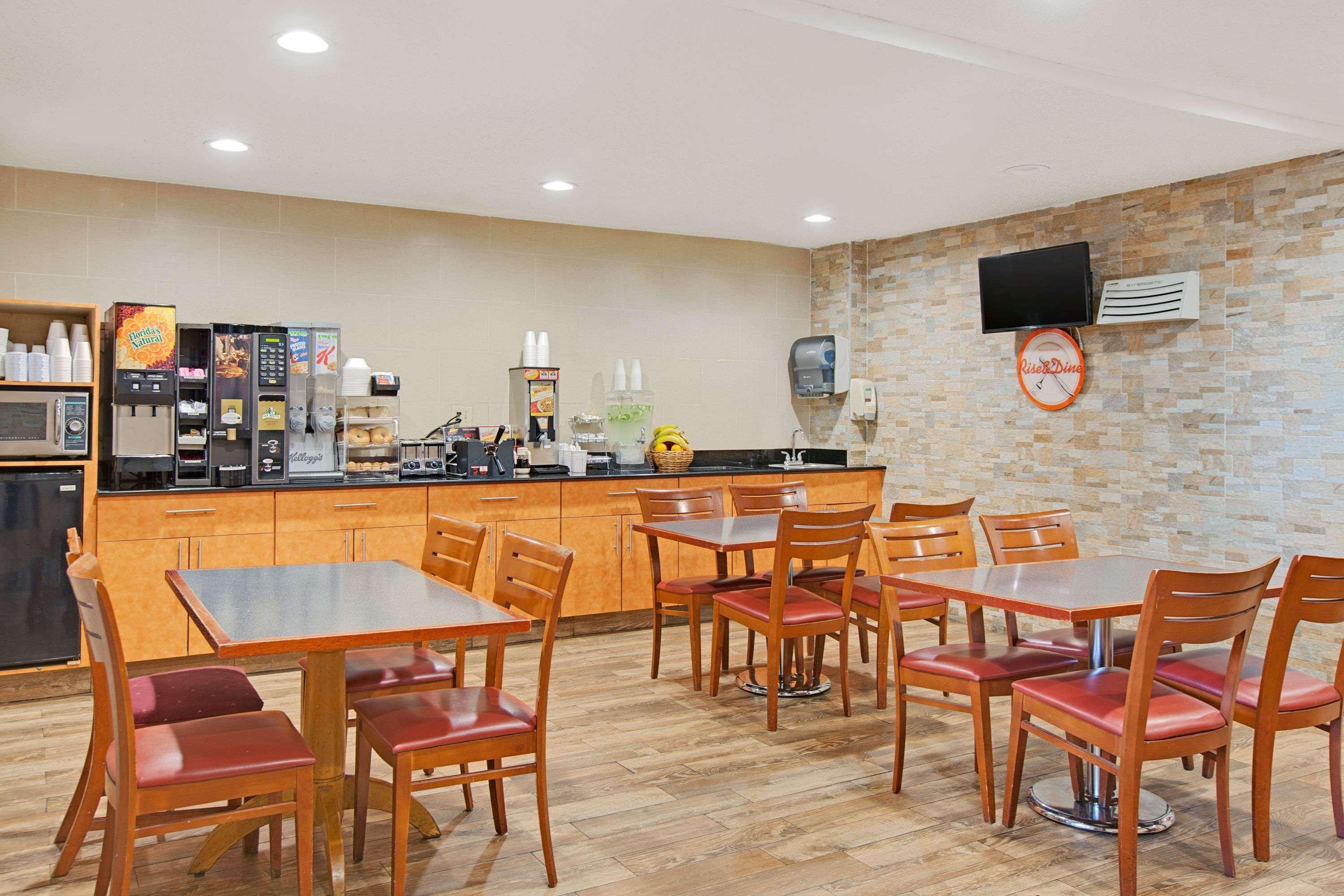 Quality Inn Jfk Airport Rockaway Blvd New York City Exterior photo