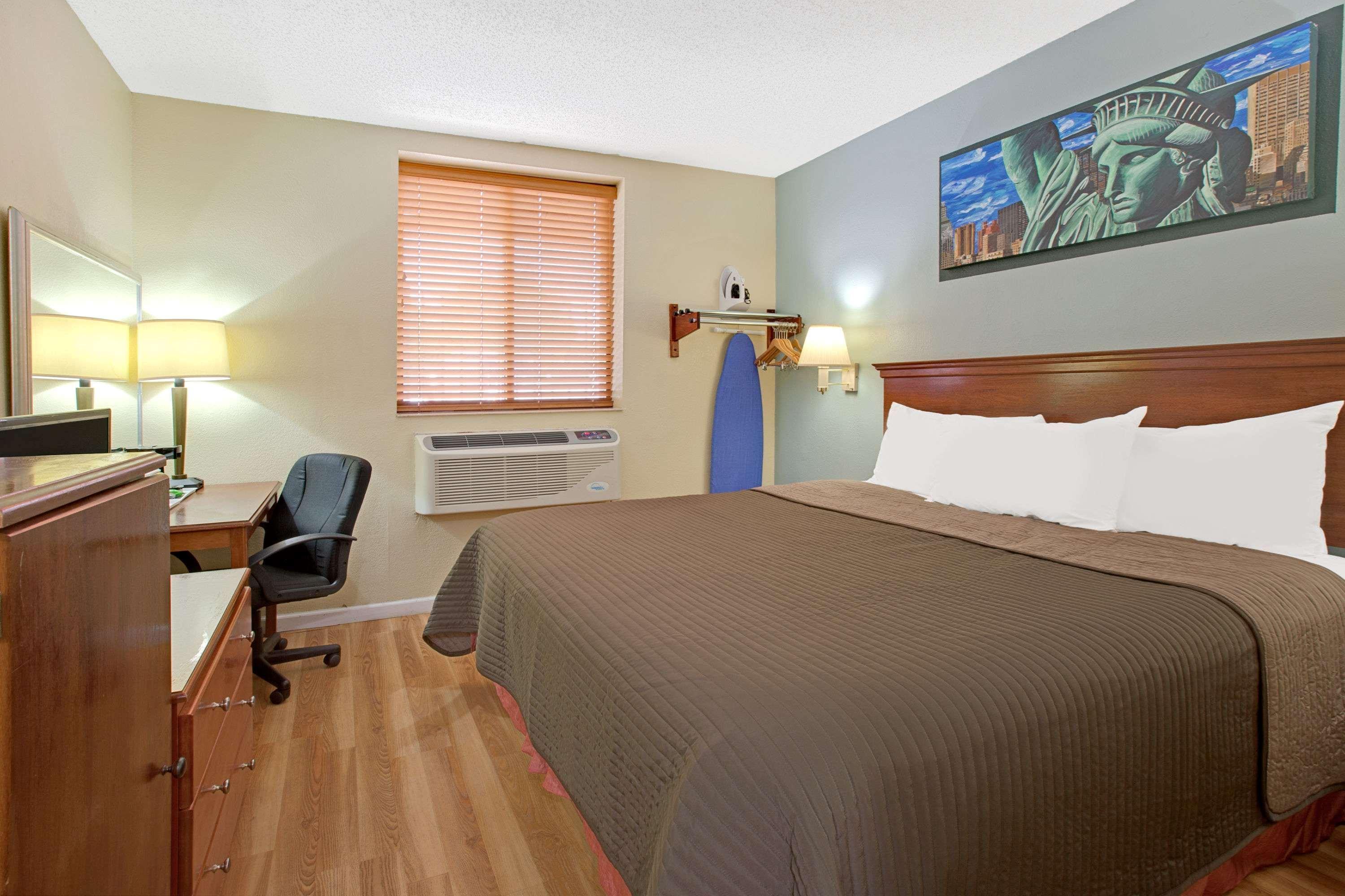 Quality Inn Jfk Airport Rockaway Blvd New York City Exterior photo