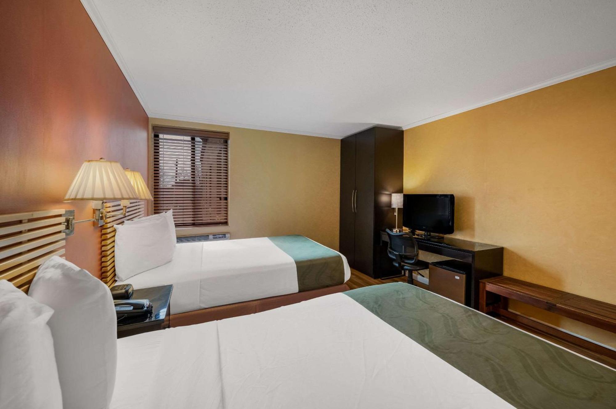 Quality Inn Jfk Airport Rockaway Blvd New York City Exterior photo